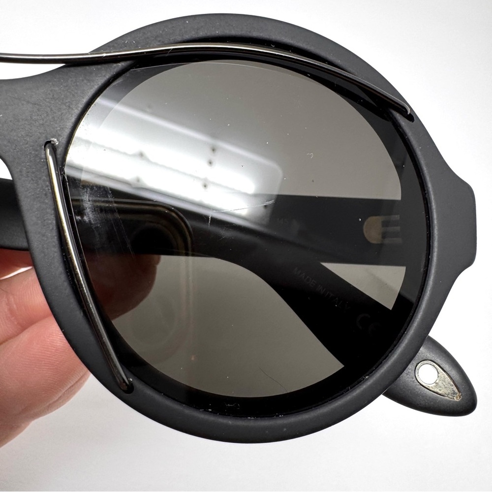 GIVENCHY sunglasses, made in Italy - Picture 12 of 13
